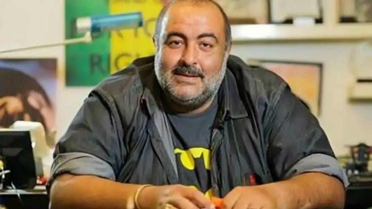 رحيل مفاجئ: وفاة المخرج المصري سامح عبدالعزيز عن عمر يناهز 58 عاماً