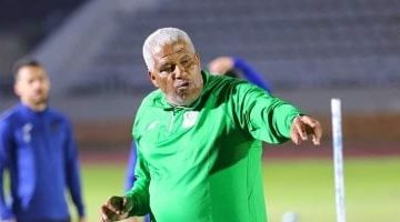 محافظ بورسعيد ينعي نجم النادي المصري السابق ميمي عبد الرازق