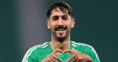عائقان يعوقان مفاوضات الأهلي مع يزن النعيمات في تعويض رحيل وسام أبو علي