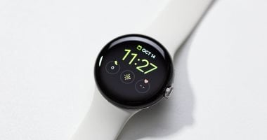 جوجل تعتمد تقنية شحن لاسلكي جديدة لساعة Pixel Watch 4 لتعزيز الأداء