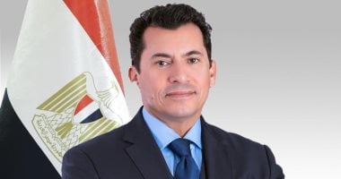 وزير الرياضة يُهنئ منتخب الاسكواش بعد إنجازاته في أوروبا وهولندا