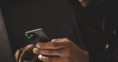 خطوات أساسية لحماية بياناتك وخصوصيتك قبل إصلاح هاتفك