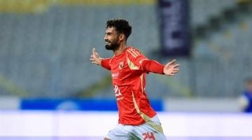 الأهلي يُصر على بقاء أحمد رضا: زيدان يبحث عن وسط جديد!