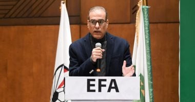 اتحاد الكرة يؤكد عدم السماح لأي لاعب أو مدرب أجنبي بمزاولة النشاط دون ترخيص من وزارة العمل