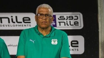 وفاة ميمى عبد الرازق رئيس لجنة التخطيط بالنادي المصري عن 65 عامًا