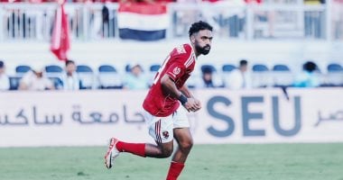 الأهلي يفصح عن موقفه من عروض الخليج وليبيا لضم حسين الشحات