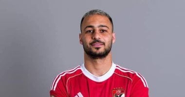 طبيب الأهلي يجري فحوصات طبية لأحمد رمضان بيكهام بمعسكر تونس اليوم
