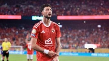 تفاصيل تمرد وسام أبو علي في الأهلي: عرض أمريكي يزج بالفريق في أزمة
