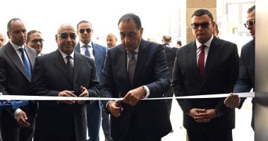 رئيس الوزراء يفتتح مكتب خدمات الأجانب بالعاصمة الإدارية الجديدة