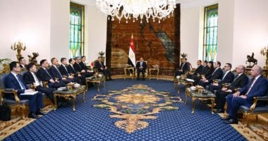 رئيس مجلس الدولة الصيني: السيسي صديق دائم لبكين بترحيب حار