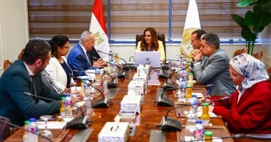 وزيرة التنمية المحلية تتابع إعداد خطة استراتيجية لمواجهة تغير المناخ