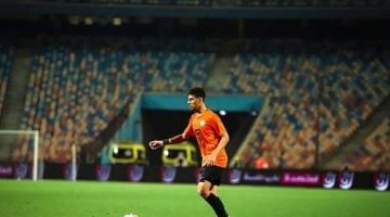 فاركو يعزز صفوفه بضم مصطفى طارق من البنك الأهلي لموسم كامل
