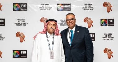 مصيلحي يلتقي رئيس الاتحاد الدولي لكرة السلة في فعاليات الاتحاد الأفريقي