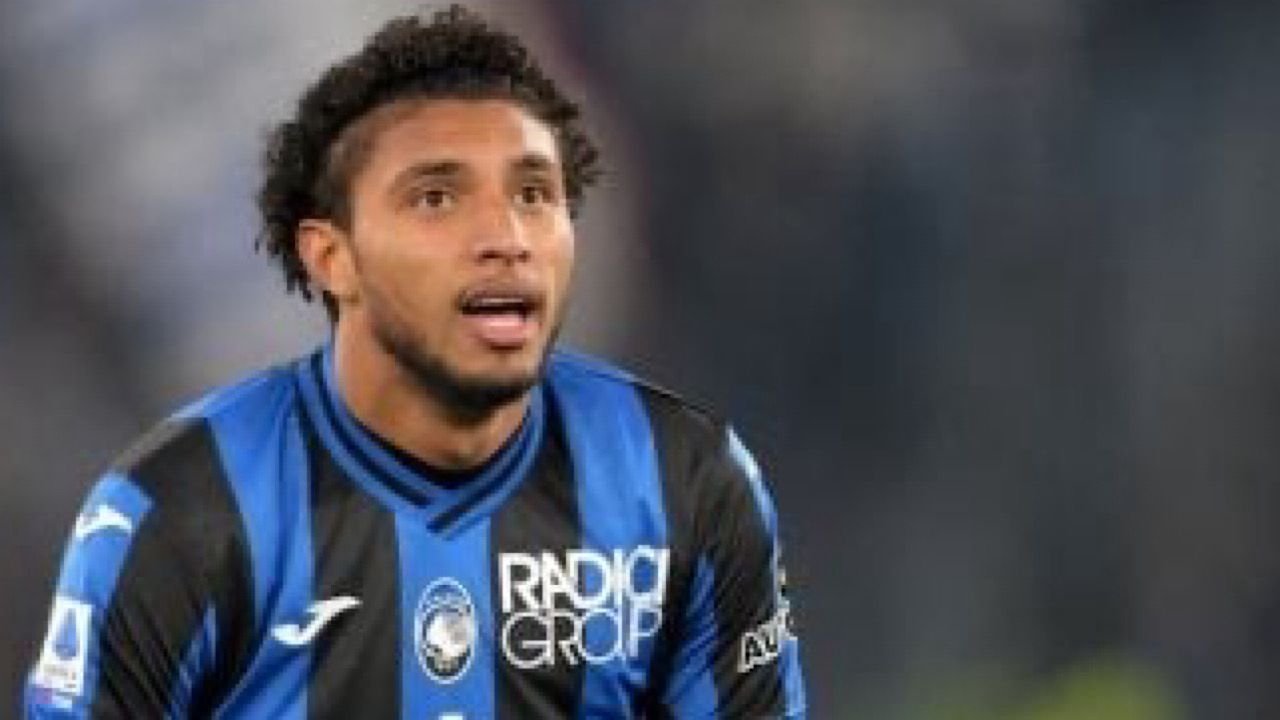 الهلال يعزز صفوفه بضم إيدرسون: صفقة تثير حماس الجماهير