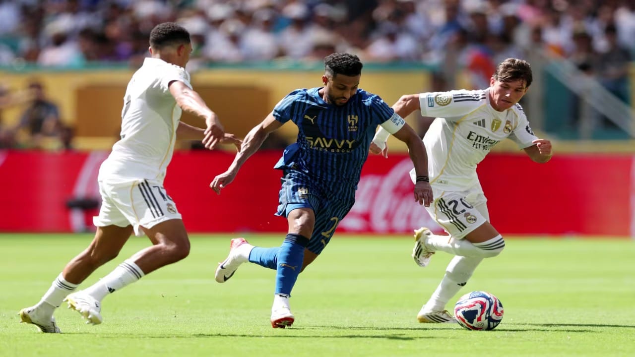 ريال مدريد يتلقى دروسًا مزدوجة من الهلال وباريس: أبرز اللحظات بالفيديو