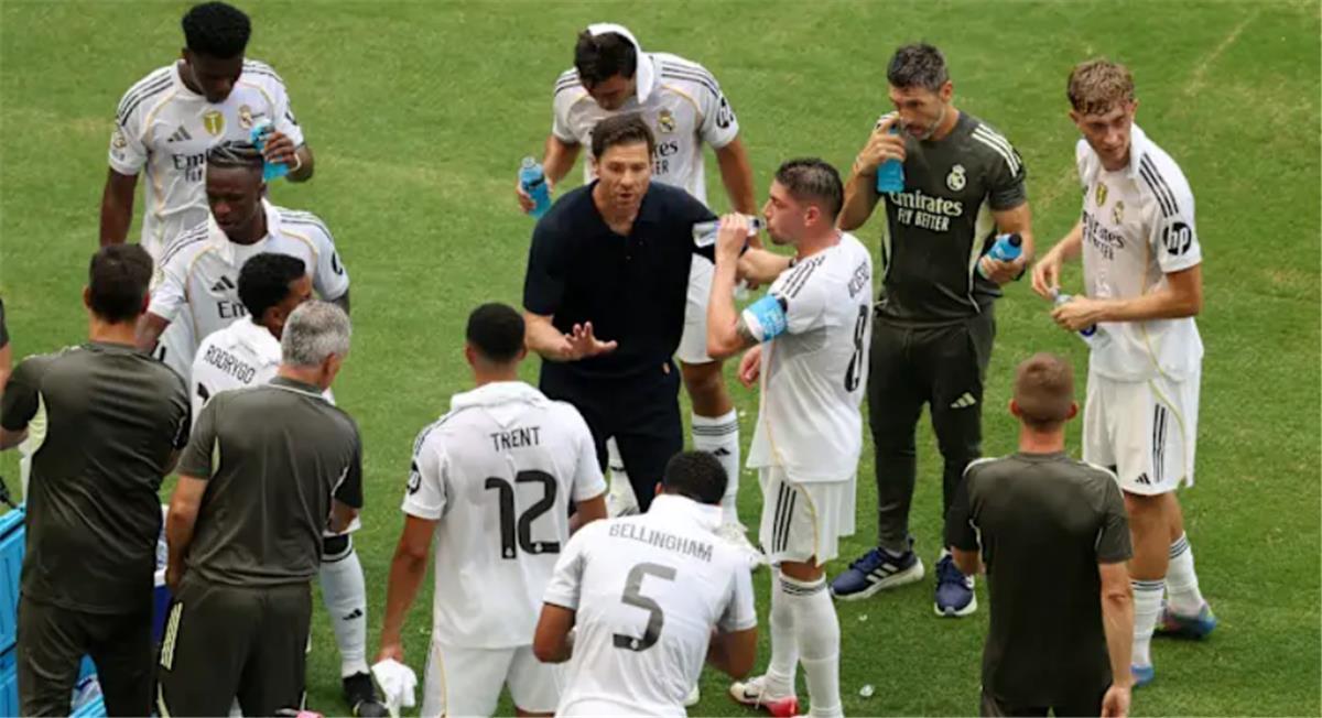 ريال مدريد يفقد لاعباً أساسياً بسبب إصابة جديدة ومدة غياب تصل إلى 10 أسابيع