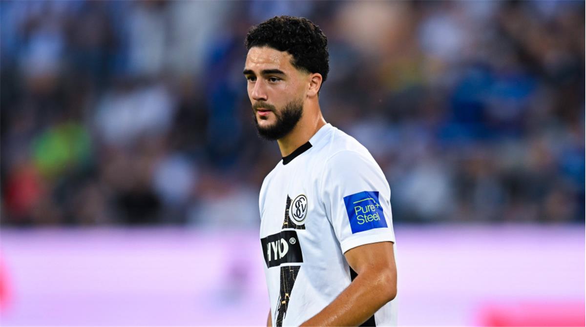 موهبة فلسطينية تثير اهتمام الأهلي والزمالك وكيل محمد محمود يكشف تفاصيل مفاوضات الانتقال