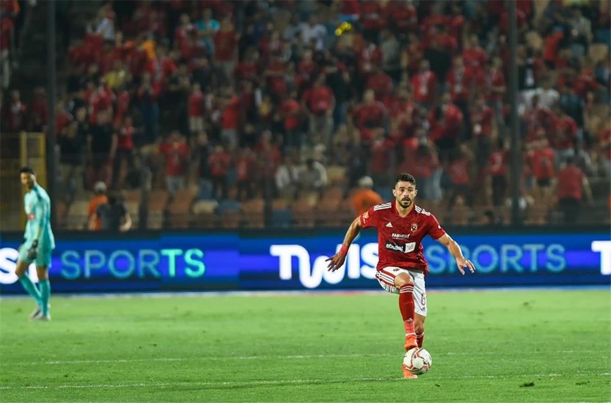 ياسر إبراهيم لاعب الأهلي يتحدث عن موقف مؤثر في مباراة صن داونز ويصف نفسه بالجنتل
