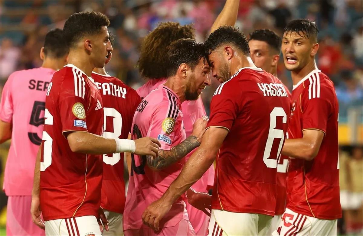 ياسر إبراهيم يؤكد تجديد عقده مع الأهلي ويكشف أسباب الخروج المبكر من كأس العالم للأندية